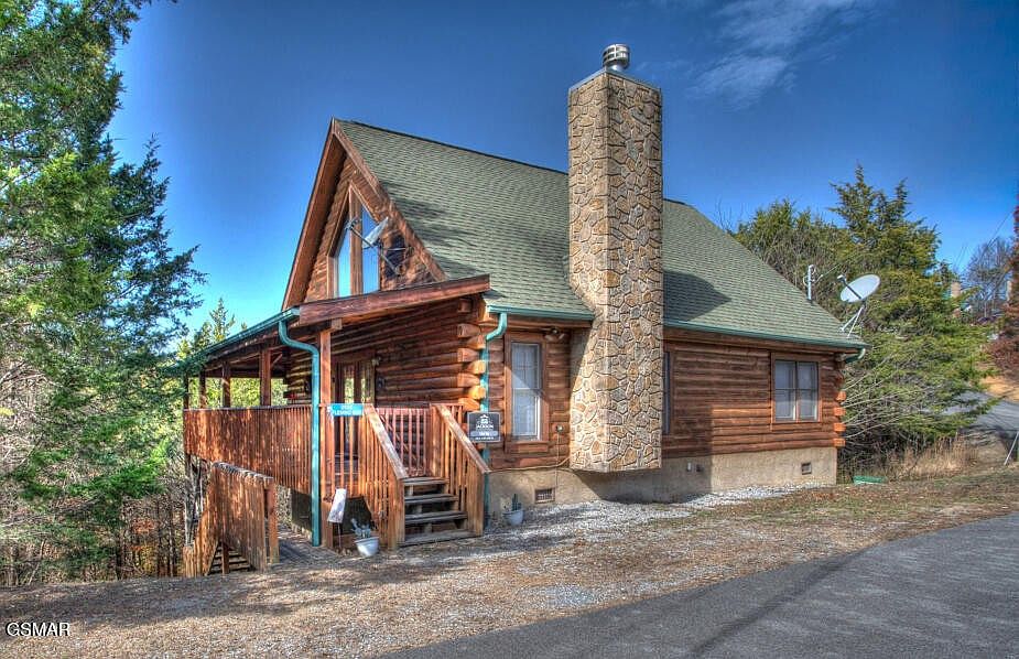 1st image of 2525 Fleming Way