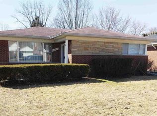 16404 Lincoln Ave, Eastpointe, MI 48021