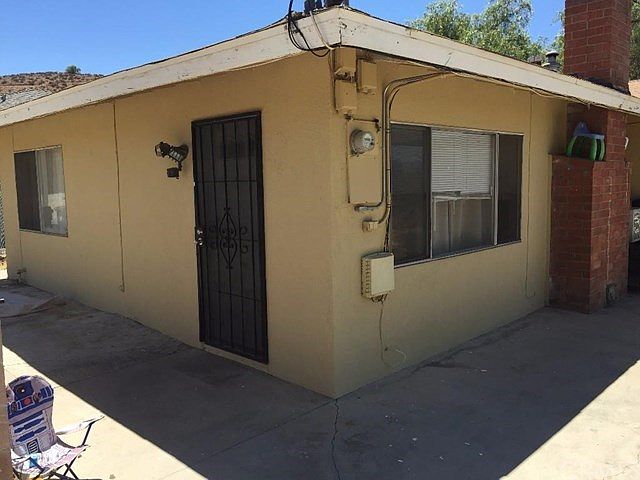 2nd image of 23935 Elsinore Ln