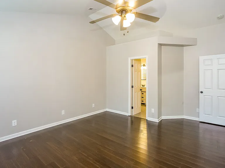 11025 Ballards Pond Ln — Photo 9