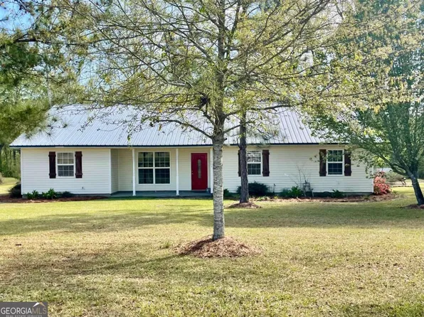 1003 Luther D Scott West Rd, Glennville, GA 30427