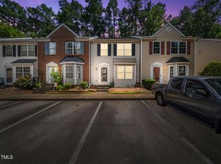 209 Climbing Ivy Ct, Cary, NC 27511