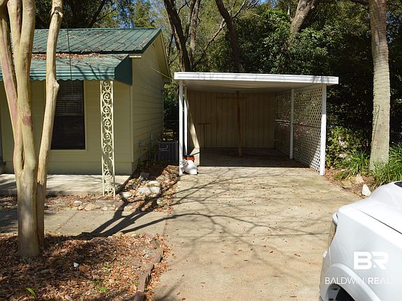 3rd image of 7768 Simmons Dr