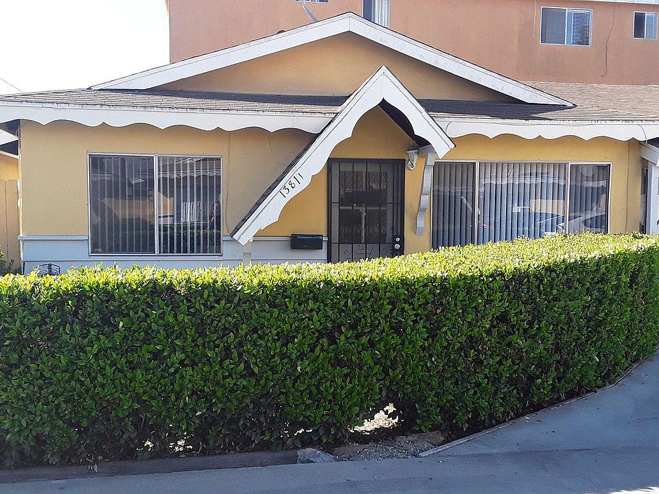1st image of 13811 Lemoli Ave