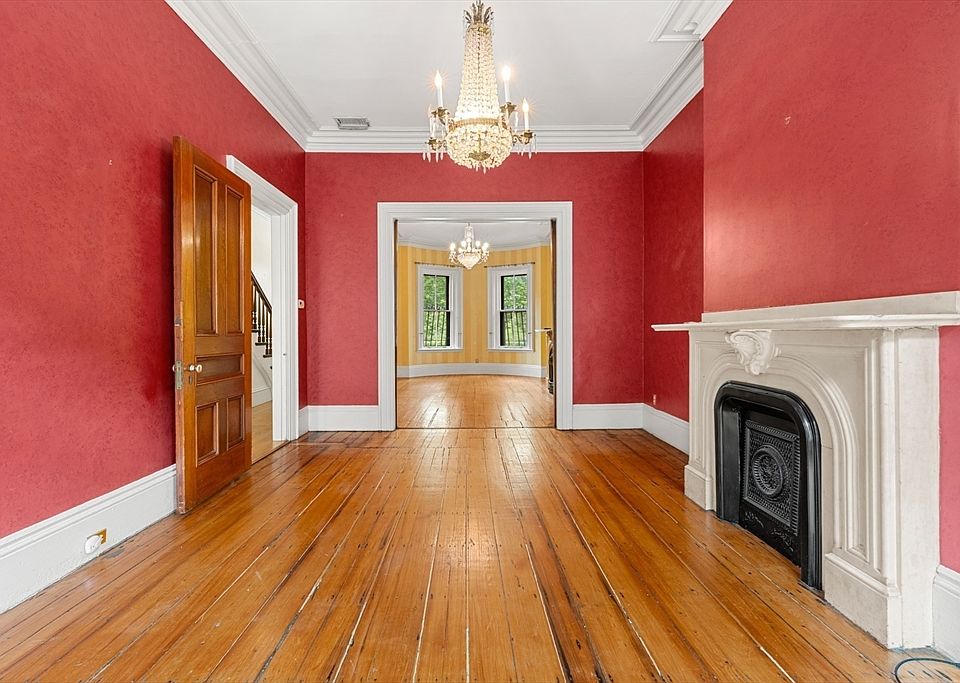 1st image of 21 E Concord St