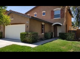 2218 Jornada Dr, Perris, CA 92571