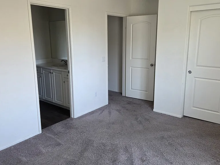 15946 Lasselle St #1 — Photo 25