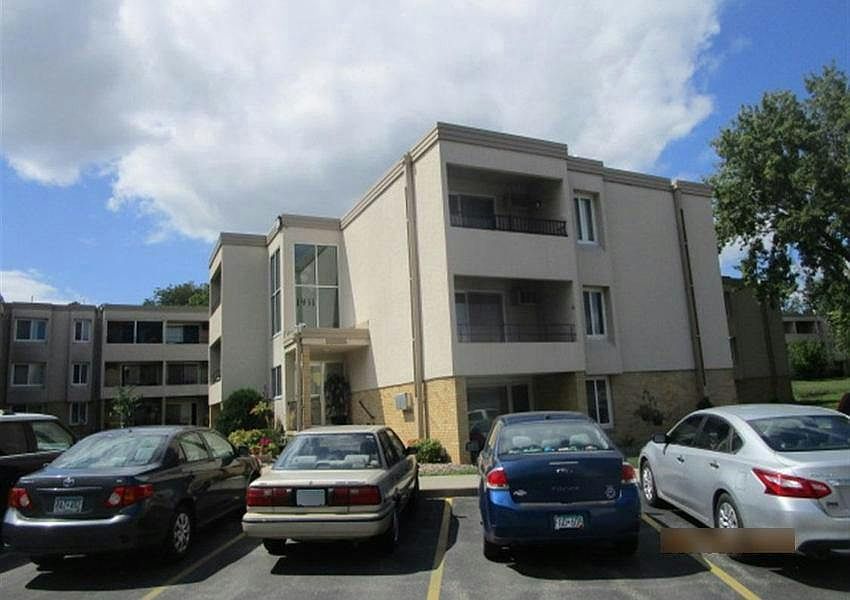1st image of 1931 Viking Dr NW APT 22