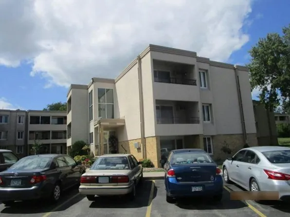 1931 Viking Dr NW APT 22, Rochester, MN 55901