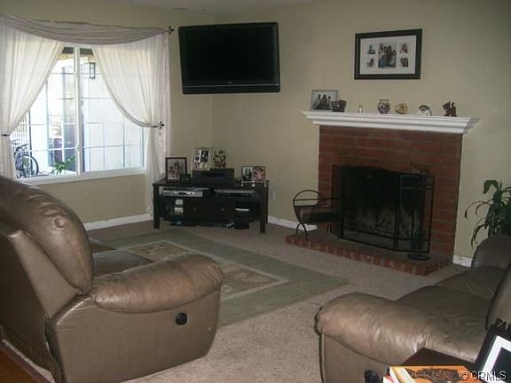 5th image of 2154 S Holly Ave