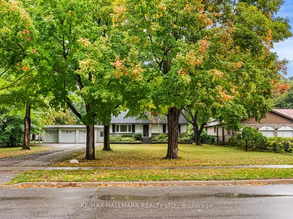 344 Spring Garden Ave, Toronto, ON M2N 3H5