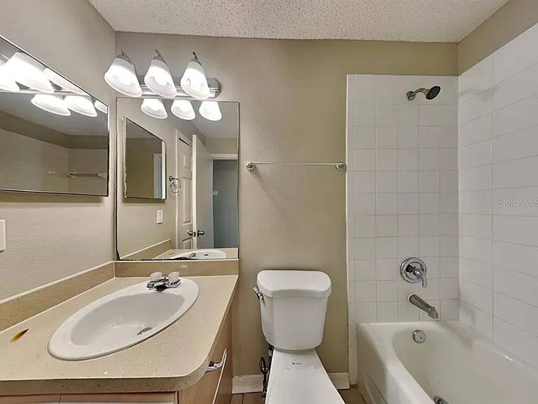 3131 Mapleshade St — Photo 13