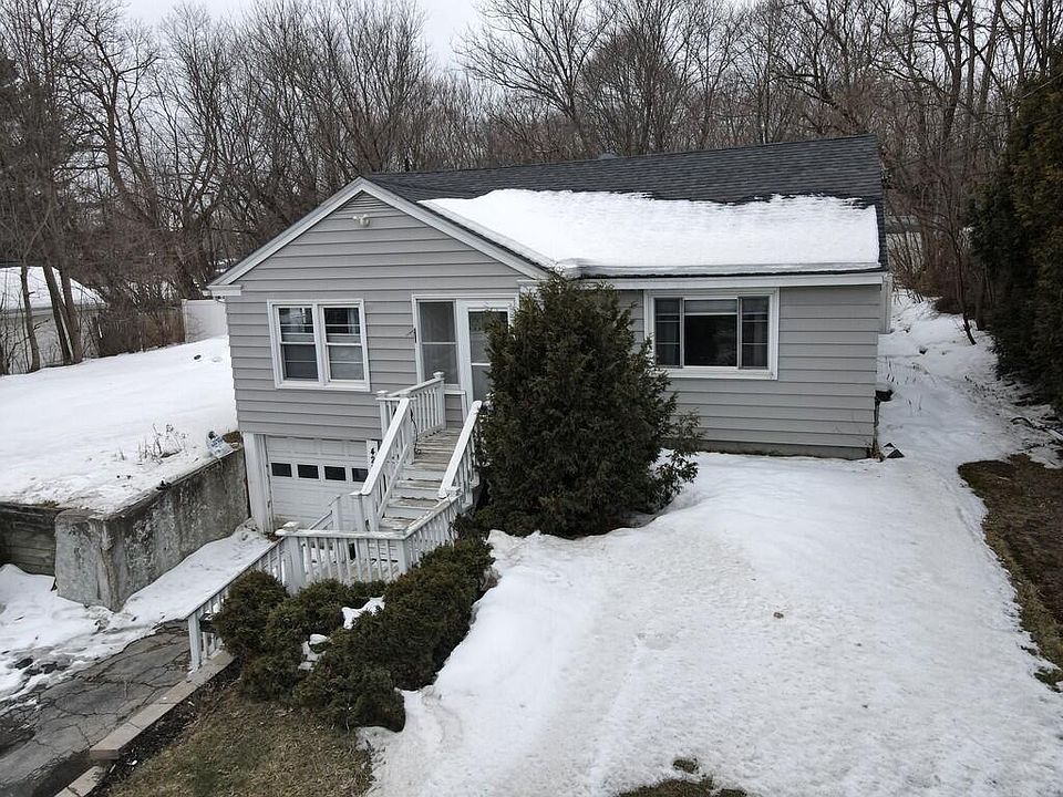 1st image of 428 Essex Street