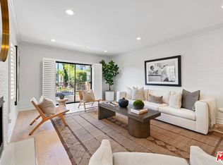 11692 Darlington Ave UNIT 201, Los Angeles, CA 90049