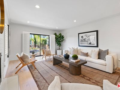 11692 Darlington Ave UNIT 201, Los Angeles, CA, 90049