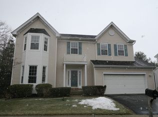 14 Hyde Park Dr, East Brunswick, NJ 08816