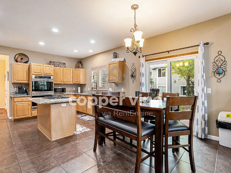 13148 Logan St — Photo 6