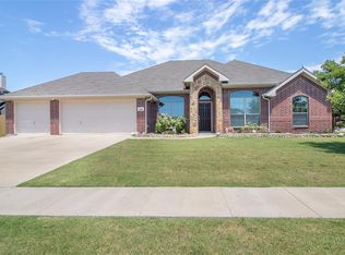 100 Haymeadow Dr, Crandall, TX 75114