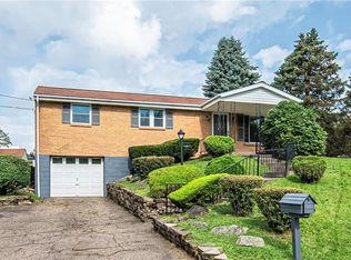 145 Sprucewood Dr, Pittsburgh, PA 15209