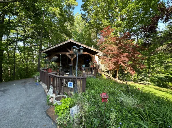 965 Mountain Trail Dr, Newport, TN 37821