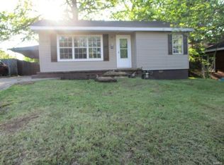 1110 Fairmount St, Poplar Bluff, MO 63901