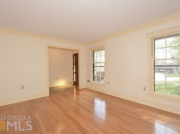 5th image of 4342 Bonaparte Dr