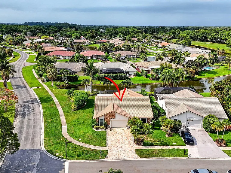 10065 Camelback Ln — Photo 39