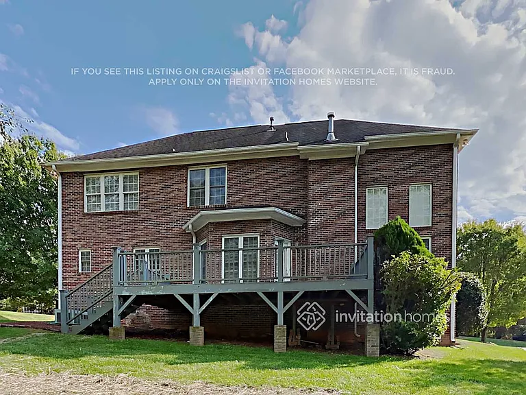 5034 Cramer Woods Dr — Photo 16