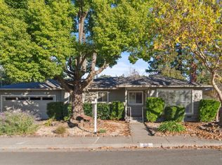 818 Josephine Lane, Healdsburg, CA 95448