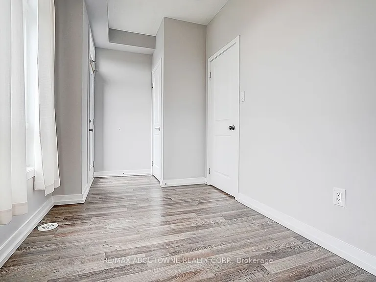 52 Saintfield Dr — Photo 22
