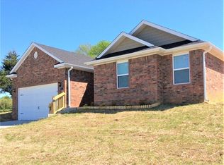 3233 Oglethorpe St, Springdale, AR 72764