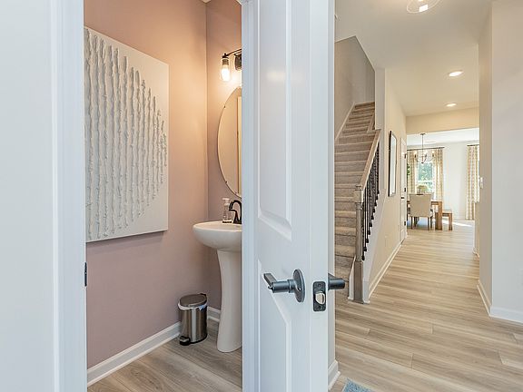 Suwanee Foyer and Powder Room
