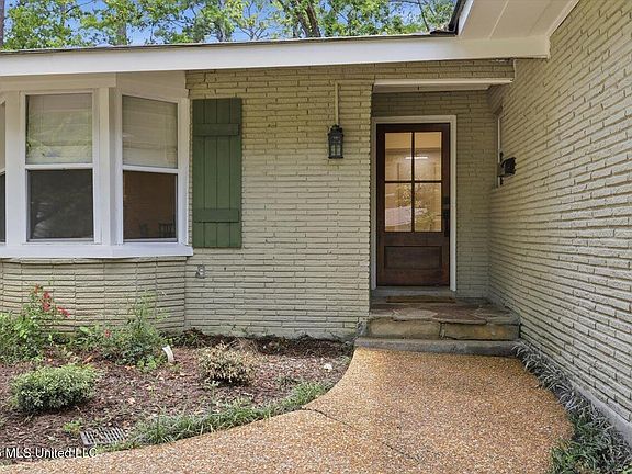 5th image of 1786 Brecon Dr