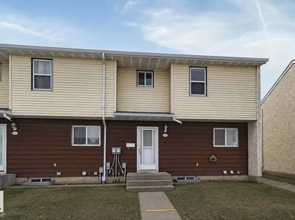 221 Harrison Dr NW, Edmonton, AB T5A 2X5