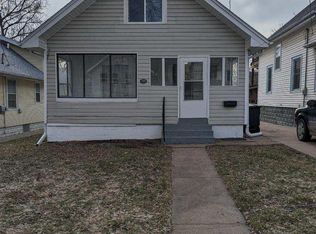 2521 Hickory St, Omaha, NE 68105