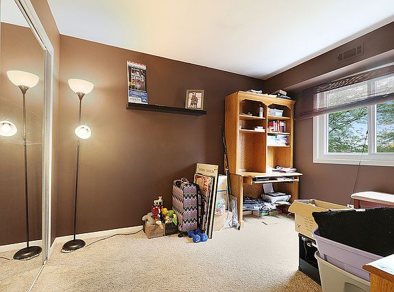 3rd image of 15333 Treetop Dr APT 3N