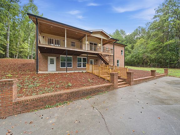 3rd image of 647 Camp Ground Rd