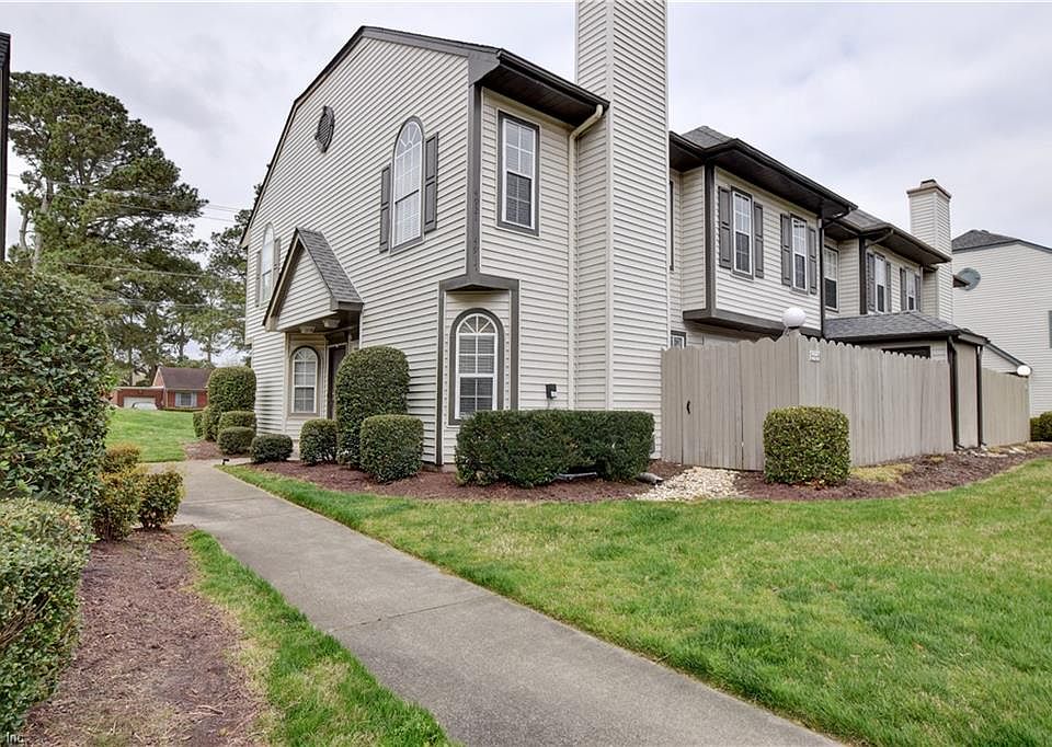 1st image of 4917 Shallowford Cir