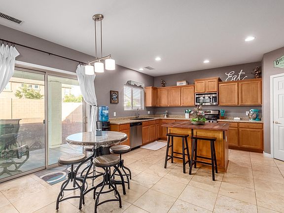 5th image of 18612 W Sunnyslope Ln