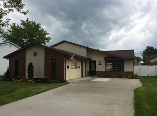 1053 Plymouth Dr, Grafton, OH 44044