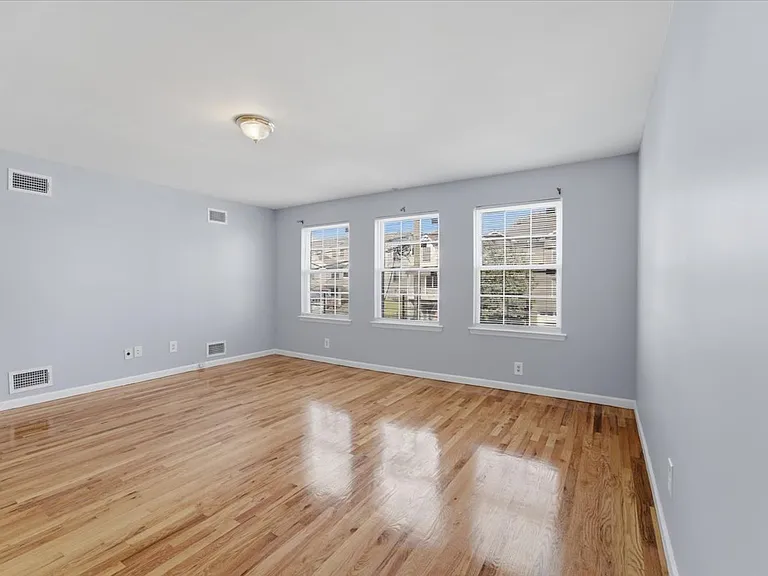 721 S 19th St #1 — Photo 26
