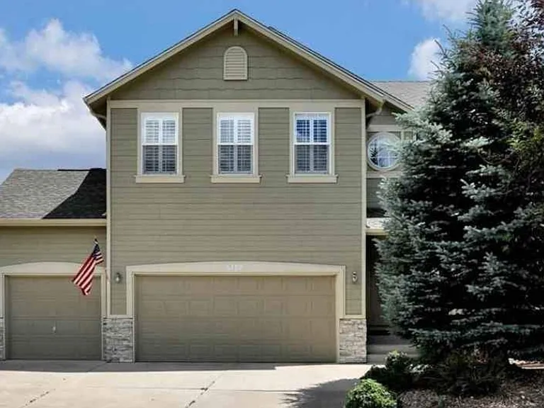5727 Cross Creek Dr — Photo 1