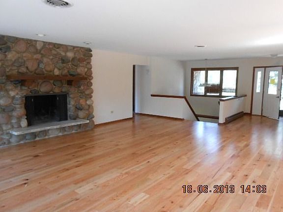 5th image of 21460 W Lakeview Pkwy