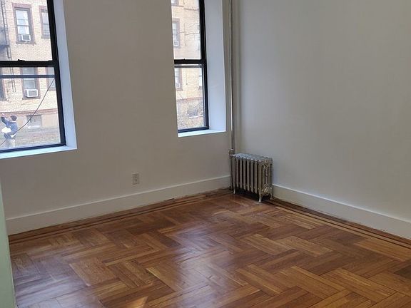 5th image of 446 Kingston Ave #2A