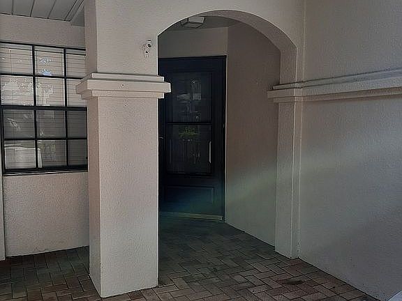 2nd image of 3842 Goldfinch Ct
