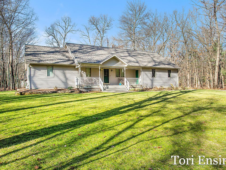 13077 NE Mills Ave, Gowen, MI 49326 Zillow
