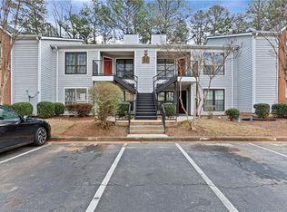 671 Windchase Ln, Stone Mountain, GA 30083