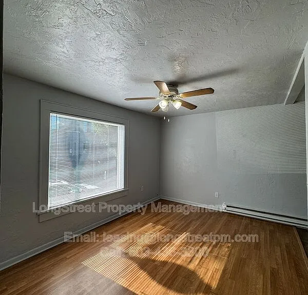 417 Lyon St SE #4 — Photo 8