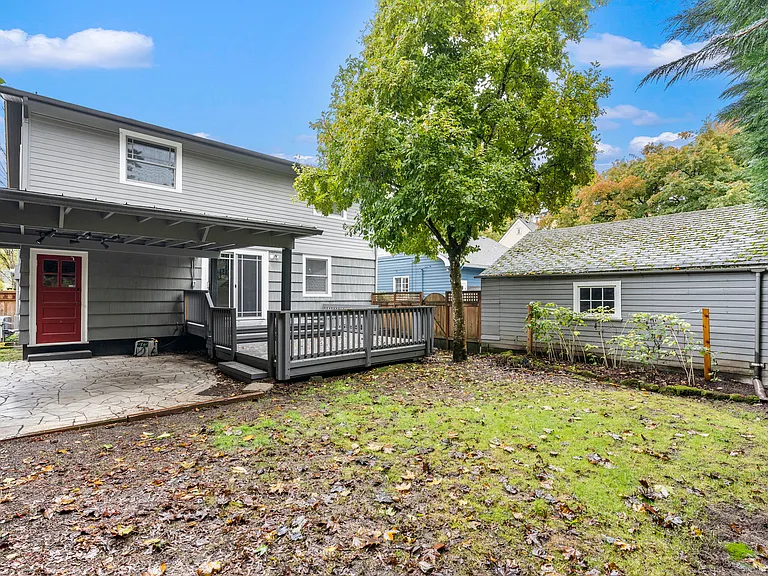 2605 NE 35th Ave — Photo 36