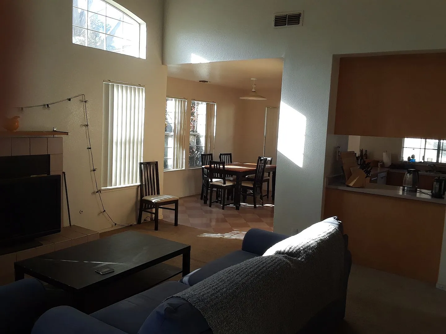 Nice 4 Bedroom Condo in North Davis — Photo 3